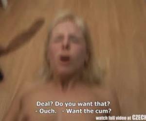 Heather brookes in kerststemming